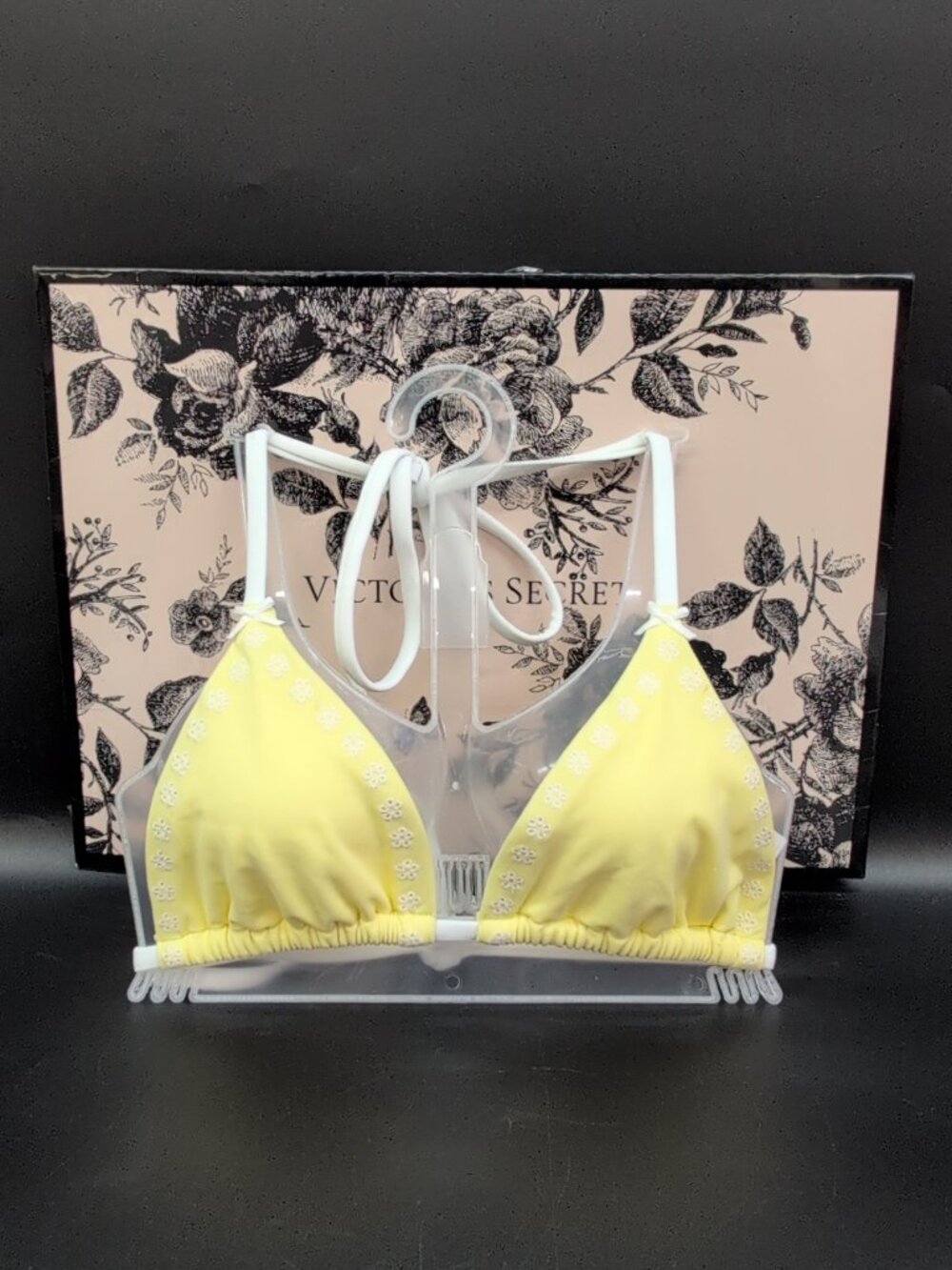 Victoria Secret PINK Frankies Bikinis Cape May Embroidered Bikini Top M Yellow